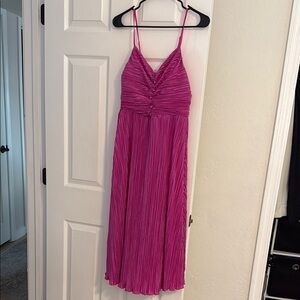 Elegant Pink Pleated Dress